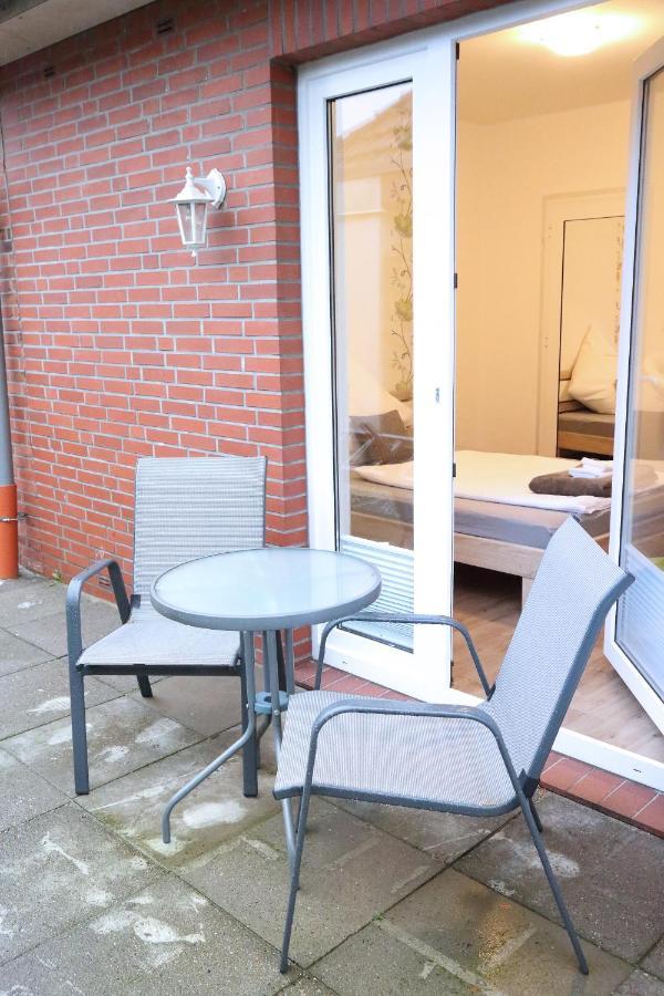 Gaestehaus Zum Surgrund Cuxhaven Exterior photo